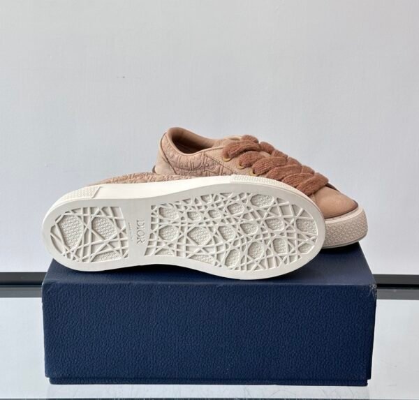9 DXR CD Spin Suede & Oblique Canvas Trainers – Beige