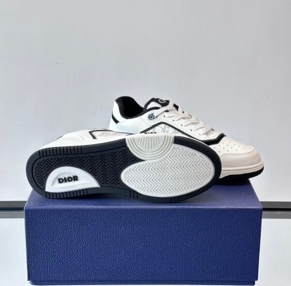 9 DXR CD Oblique Uptown Low-Top Sneaker – White & Black