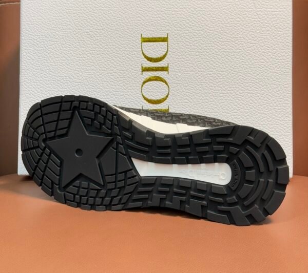 DXR CD Beige & Black Oblique Jacquard Leather Accents Runner Trainers