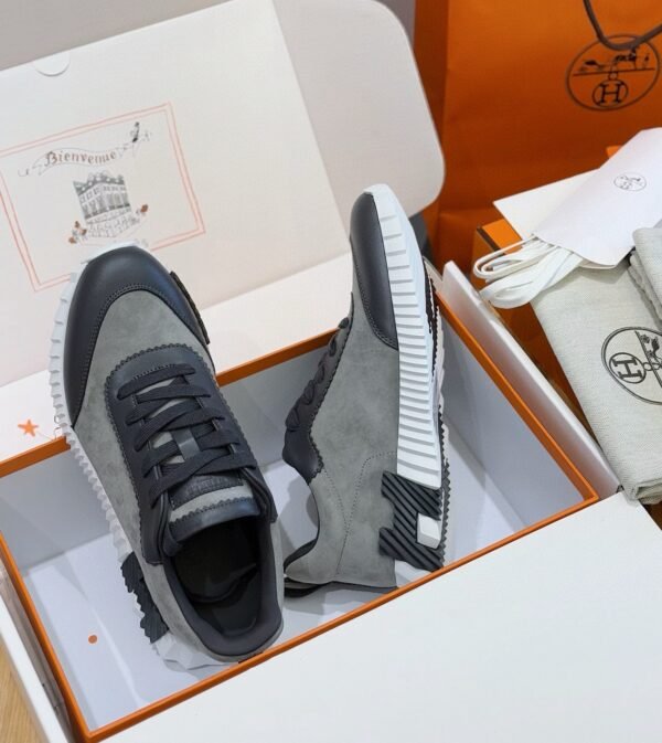 9 HRMS Leather & Suede Trainers – Grey with Black Accents