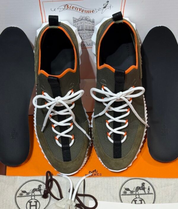 HRMS Knit & Suede Low-Top Trainers – Olive Green with Black Stripe