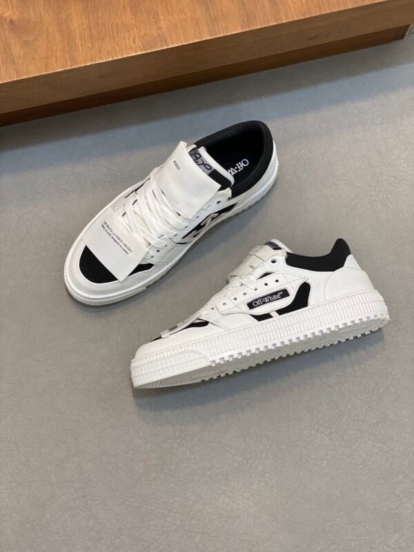 OFFW Low-Top Trainers with Black and White Contrast Panels