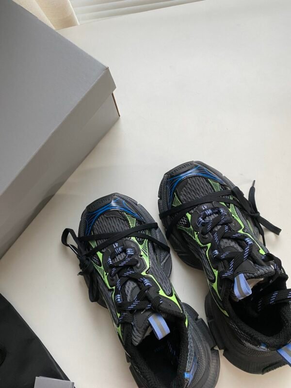 BLNCG Chunky Trainers with Contrast Accents