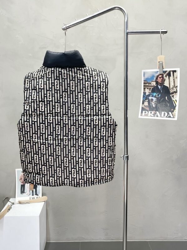 FND Monogram Padded Gilet - Black/Ivory