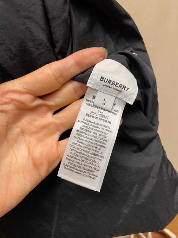 93ebd734 BRBY Reversible Zip-Up Gilet - Black