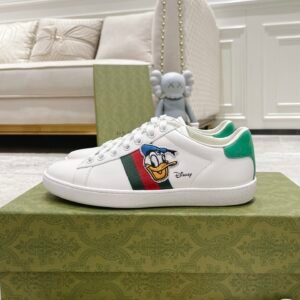 GCCI Trainers with Side Stripe and Embroidered Accent - White