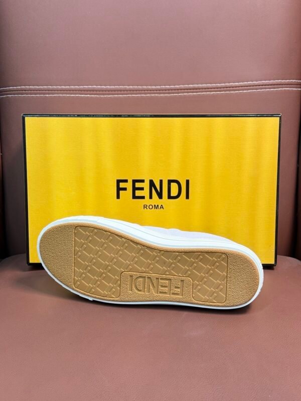 965d0184 FND Low-Top Trainers with Fuzzy Laces - White