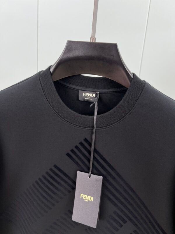 9748cddb FND Graphic Crew Neck Jumper