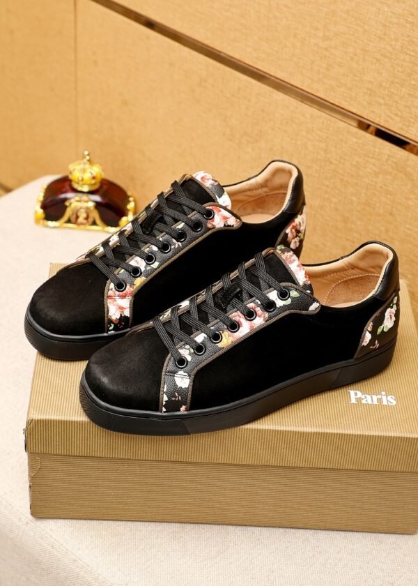 978368af CLB Low-Top Trainers with Floral Trim detail - Black