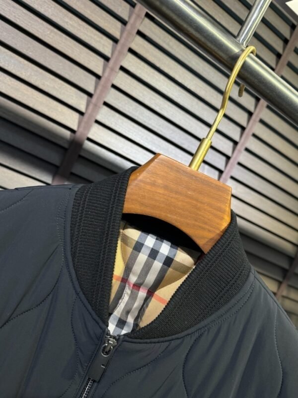 9cc7ad83 BRBY Quilted Zip-Up Gilet with Ribbed Collar - Black