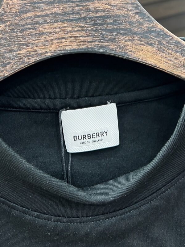 BRBY Crew Neck Jumper with Emblem Detail - Black