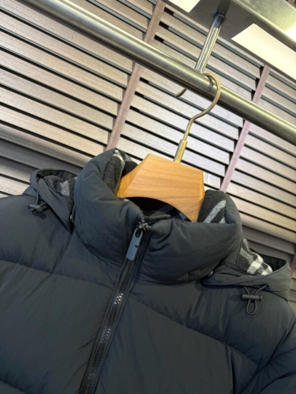 BRBY Hooded Padded Puffer Jacket - Black