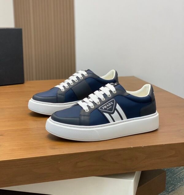 a026cadd PRDA Low-Top Trainers in Navy Blue with White Sole
