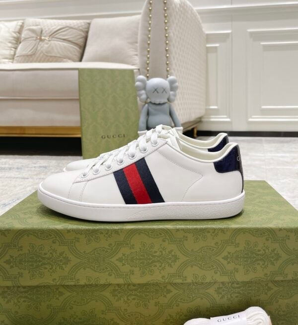a162d331 GCCI Low-Top Trainers with Side Stripe - White