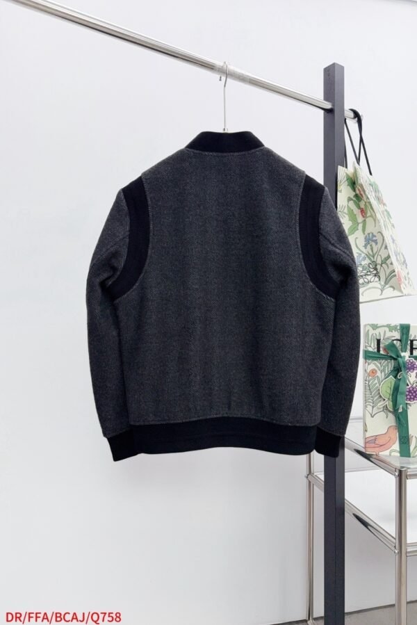 a16ccd97 CD Zip-Up Jacket