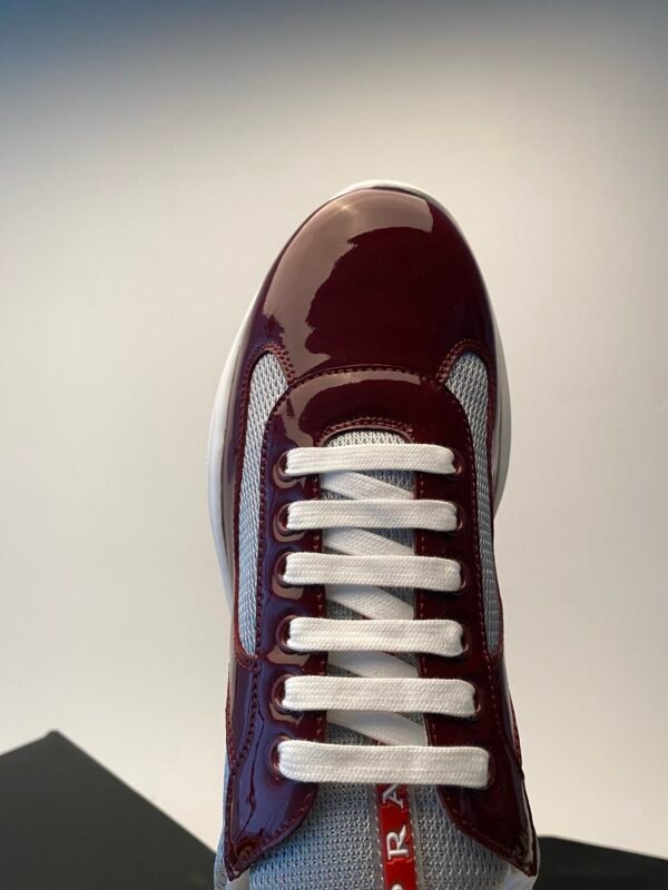 PRDA Trainers with Mesh Panels and Contrast Smooth Overlays - Red