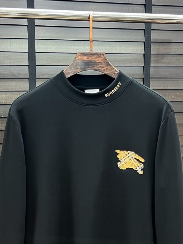 BRBY Crew Neck Jumper with Emblem Detail