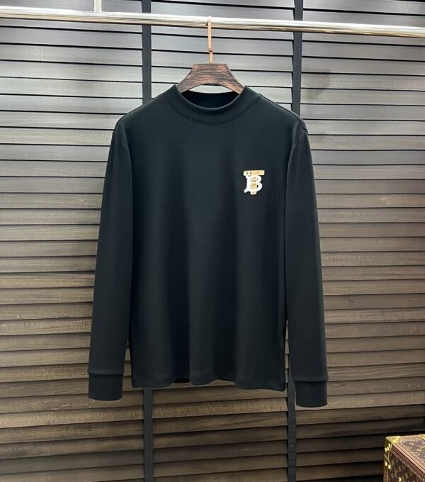BRBY Crew Neck Jumper with Emblem Detail - Black