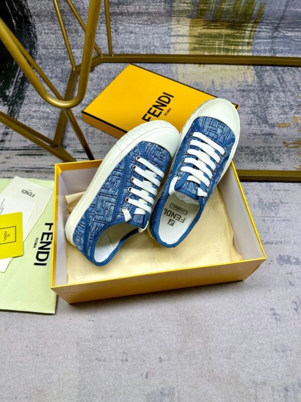 a99548fb FND Low-Top Trainers with Subtle All-Over Logo Textured - Blue