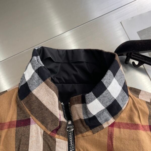 BRBY Check Zip-Up Jacket - Camel