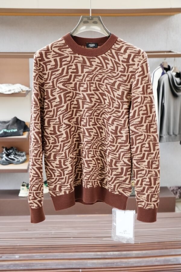 acca85b9 FND Crew Neck Knit Jumper