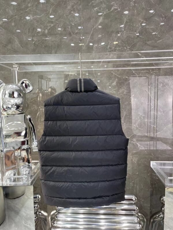 aeed12b1 CG Quilted Puffer Gilet - Black