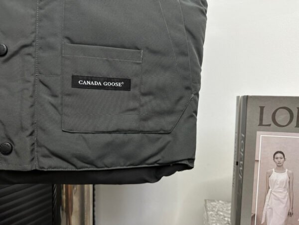 CG Puffer Gilet with Front Pockets - Charcoal Grey