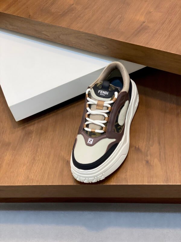 FND Low-Top Trainers with Taupe Details - Brown