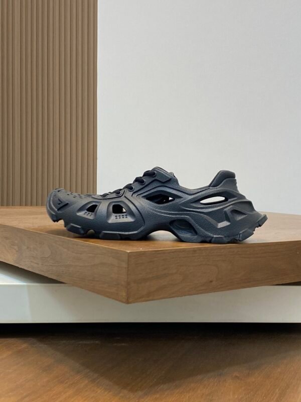 BLNCG Chuncky Sculpted Low-Top Trainers - Black