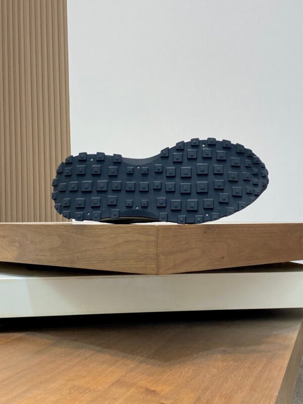 bcfb9078 GCCI Low-Top Trainers with Logo Patch - Black/Beige