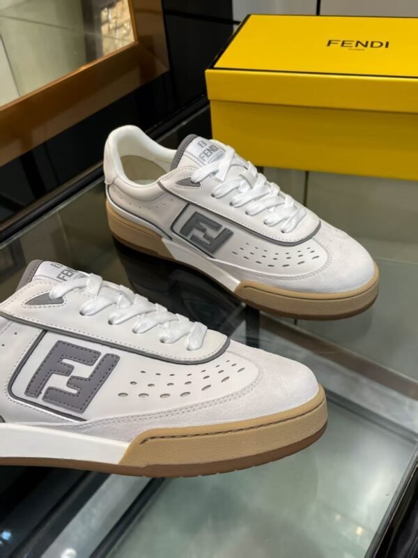 be459245 FND Low-Top Trainers with Logo Panel - White / Light Grey