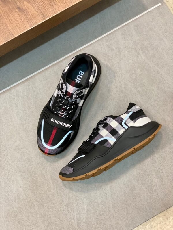 c1936214 BRBY Trainers with Check Panel and Strap - Black