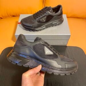 PRDA Low-Top Trainers with Breathable Mesh Panel Details - Black