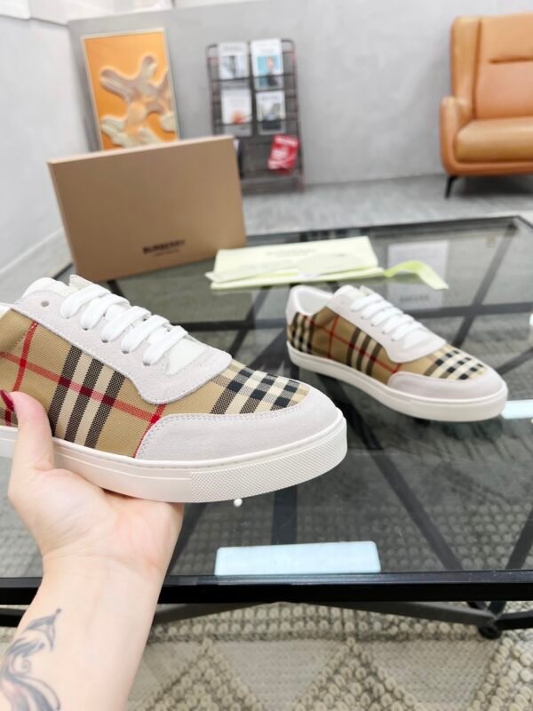c74875dd BRBY Trainers with Check Panels - Beige