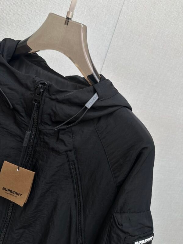 BRBY Hooded Zip-Up Jacket - Black