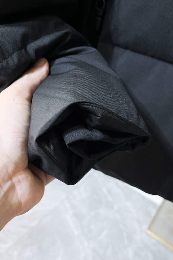 BRBY Puffer Jacket - Black