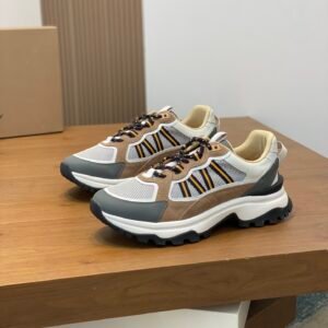 BRBY Low-Top Trainers with Contrast Panels - Brown/Grey