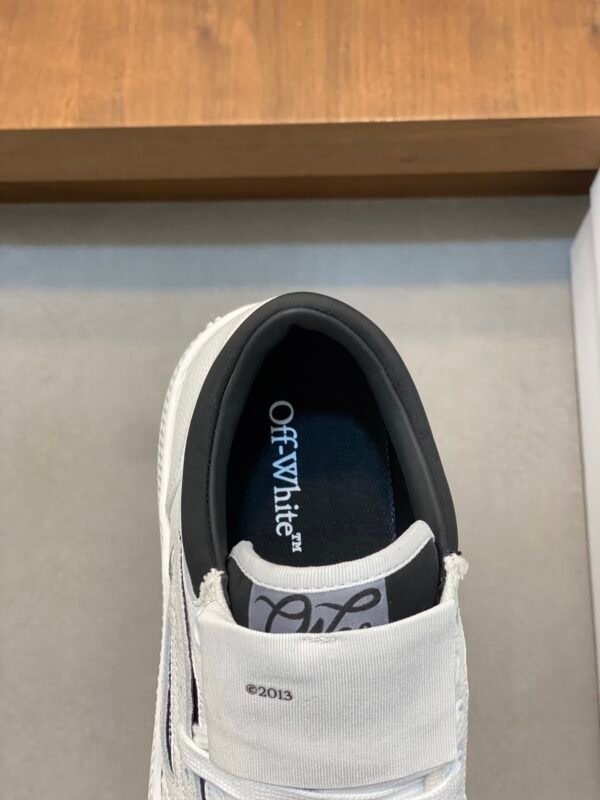 OFFW Low-Top Trainers with Black and White Contrast Panels
