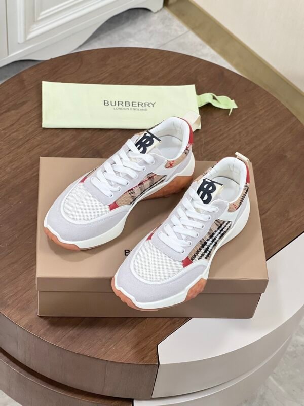 cc9a32ea BRBY Low-Top Trainers with Check Side Panels - White