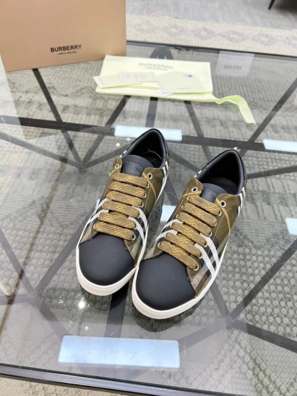 BRBY Trainers with Check Panels - Black/Brown