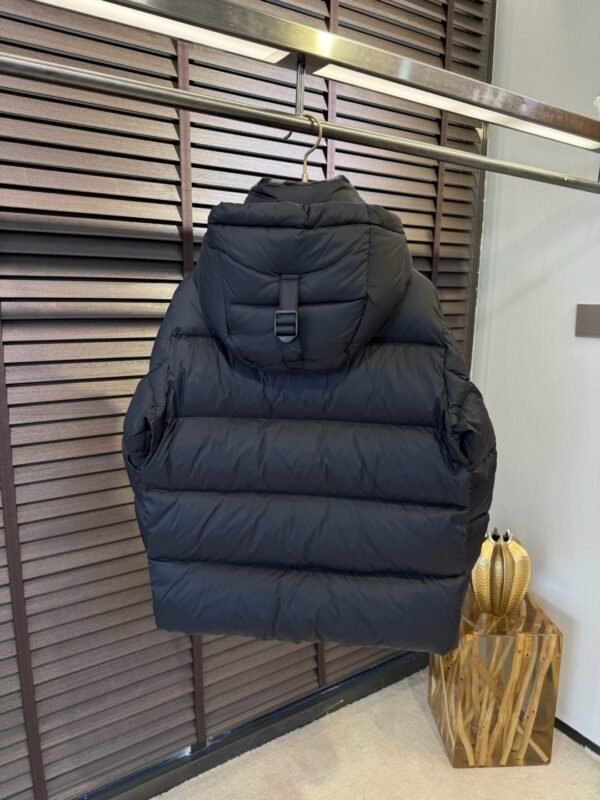 BRBY Hooded Puffer Jacket - Black