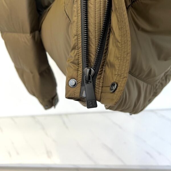 ce6e7737 FND Hooded Padded Puffer Jacket - Brown