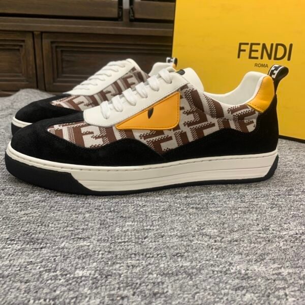 FND Low-Top Trainers with Logo Pattern - Black/Brown