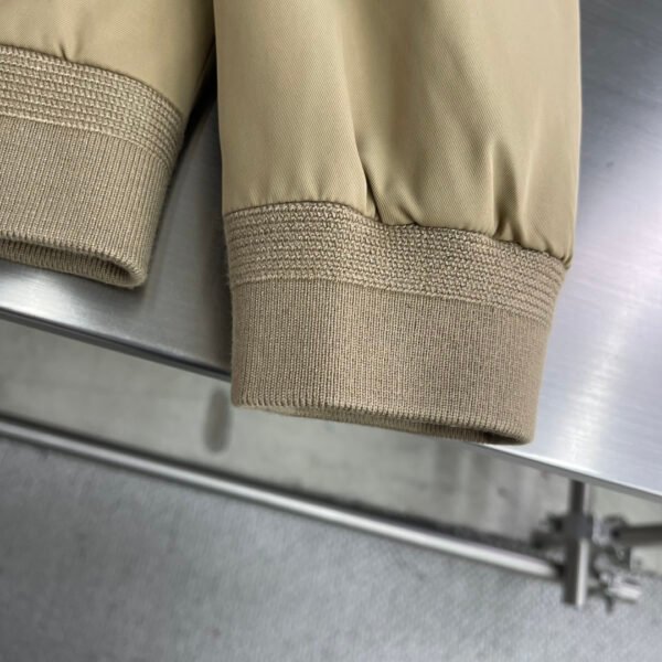 BRBY Collared Zip-Up Jacket - Beige