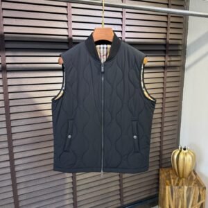 BRBY Quilted Zip-Up Gilet with Ribbed Collar - Black