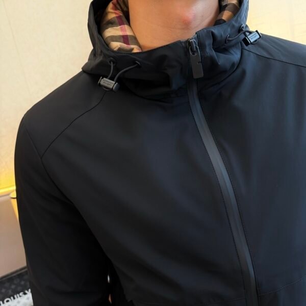 BRBY Hooded Zip-Up Jacket - Black