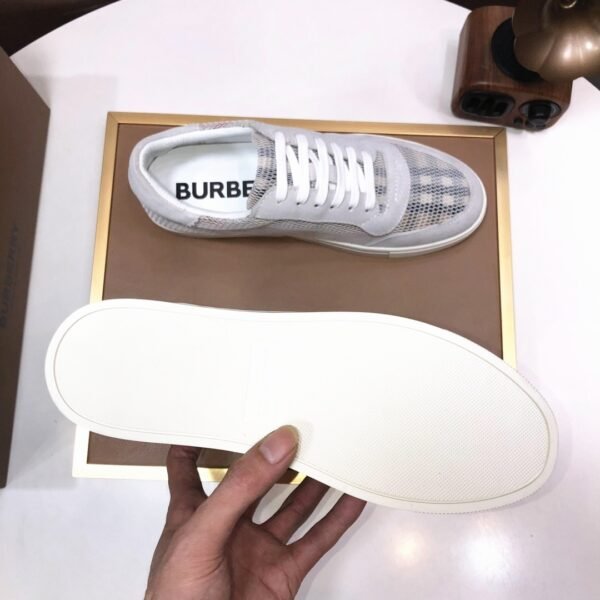 BRBY Low-Top Trainers with Mesh Panels - White