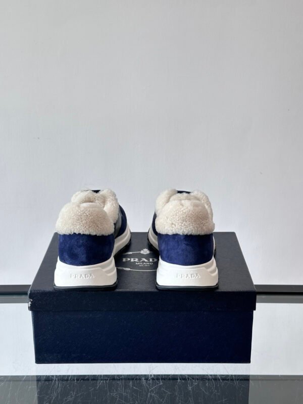 d80e67e5 PRDA Low-Top Trainers with Plush Lined Collar - Navy