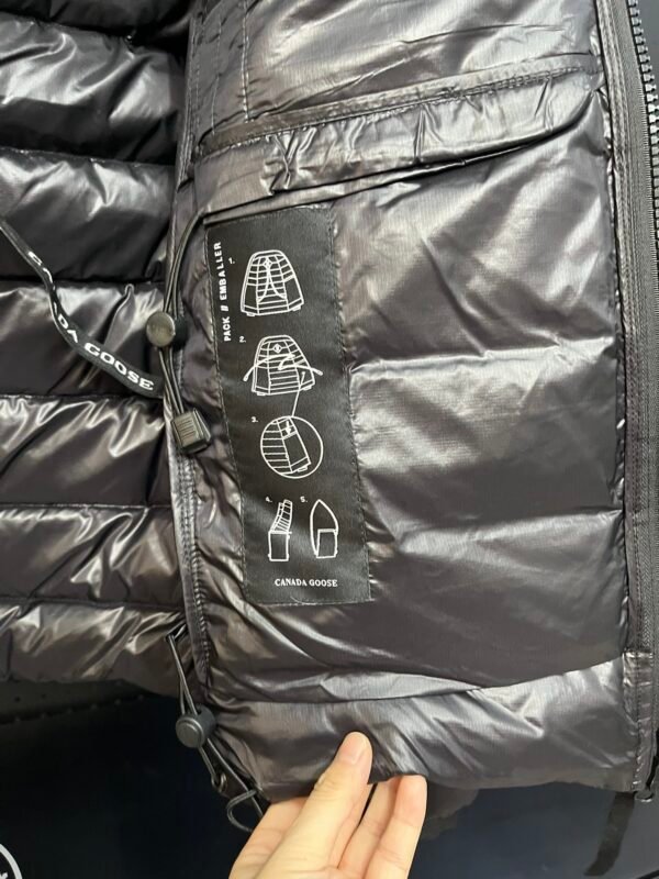 CG Hooded Puffer Jacket - Black