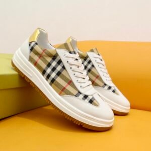 daf072b9 (1) BRBY Trainers with Check Panels and Contrast Sole - Beige/White